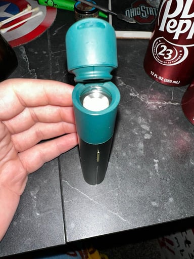 Preview pic of Puffco Pivot