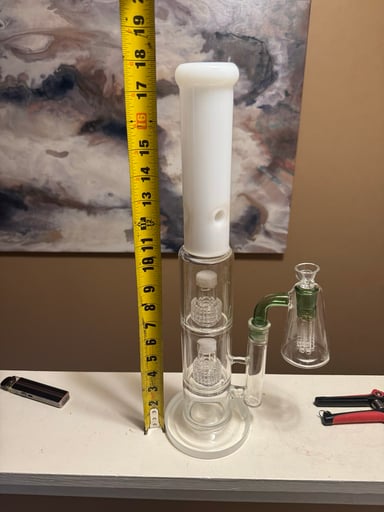 Preview pic of Used bong Complete set.