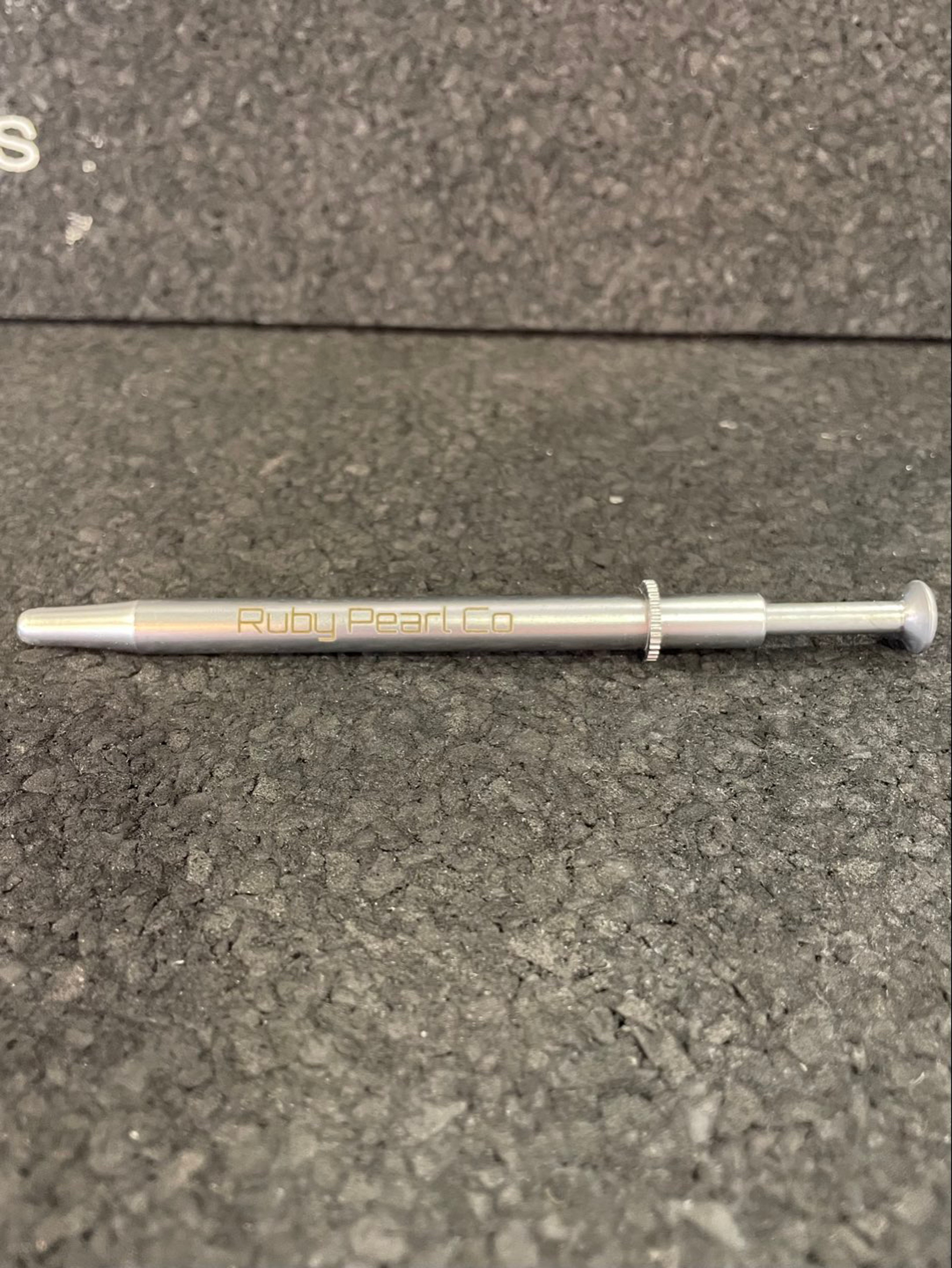 Pearl Grabbers Ruby Pearl Co image 0