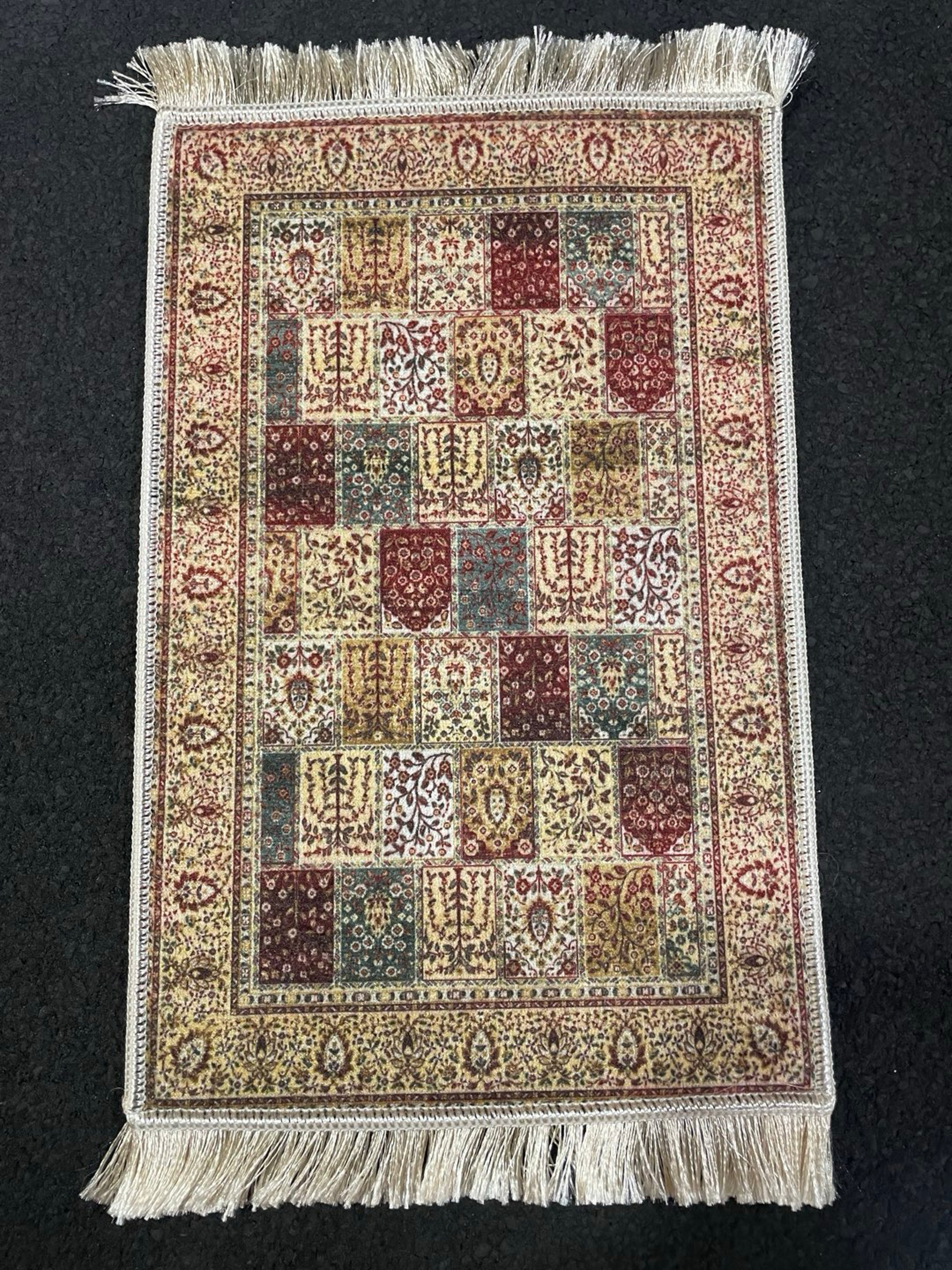 Dabhali Rectangle 3 image 0