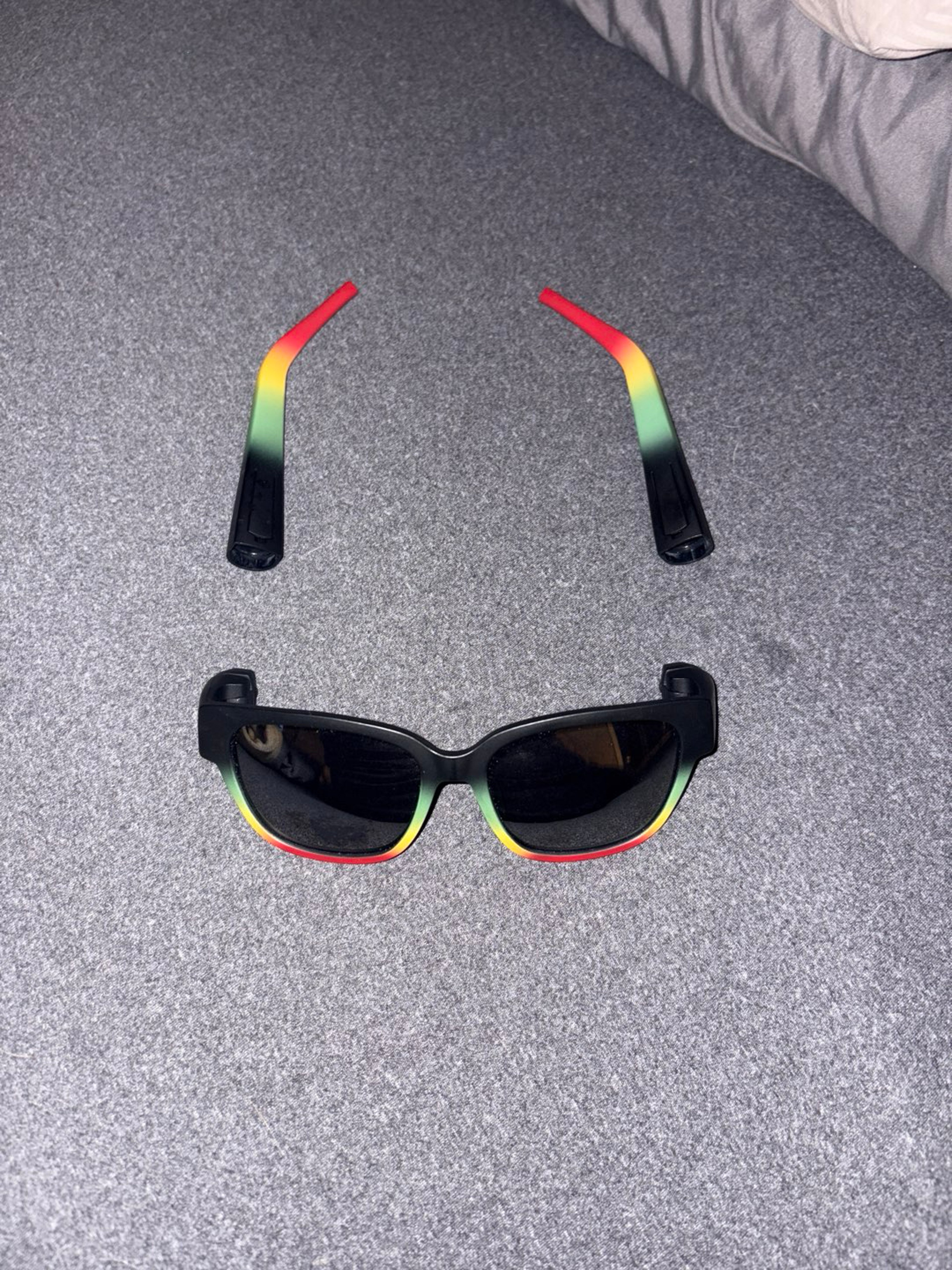 Preview pic of Honeypuff Hideaway sunglasses