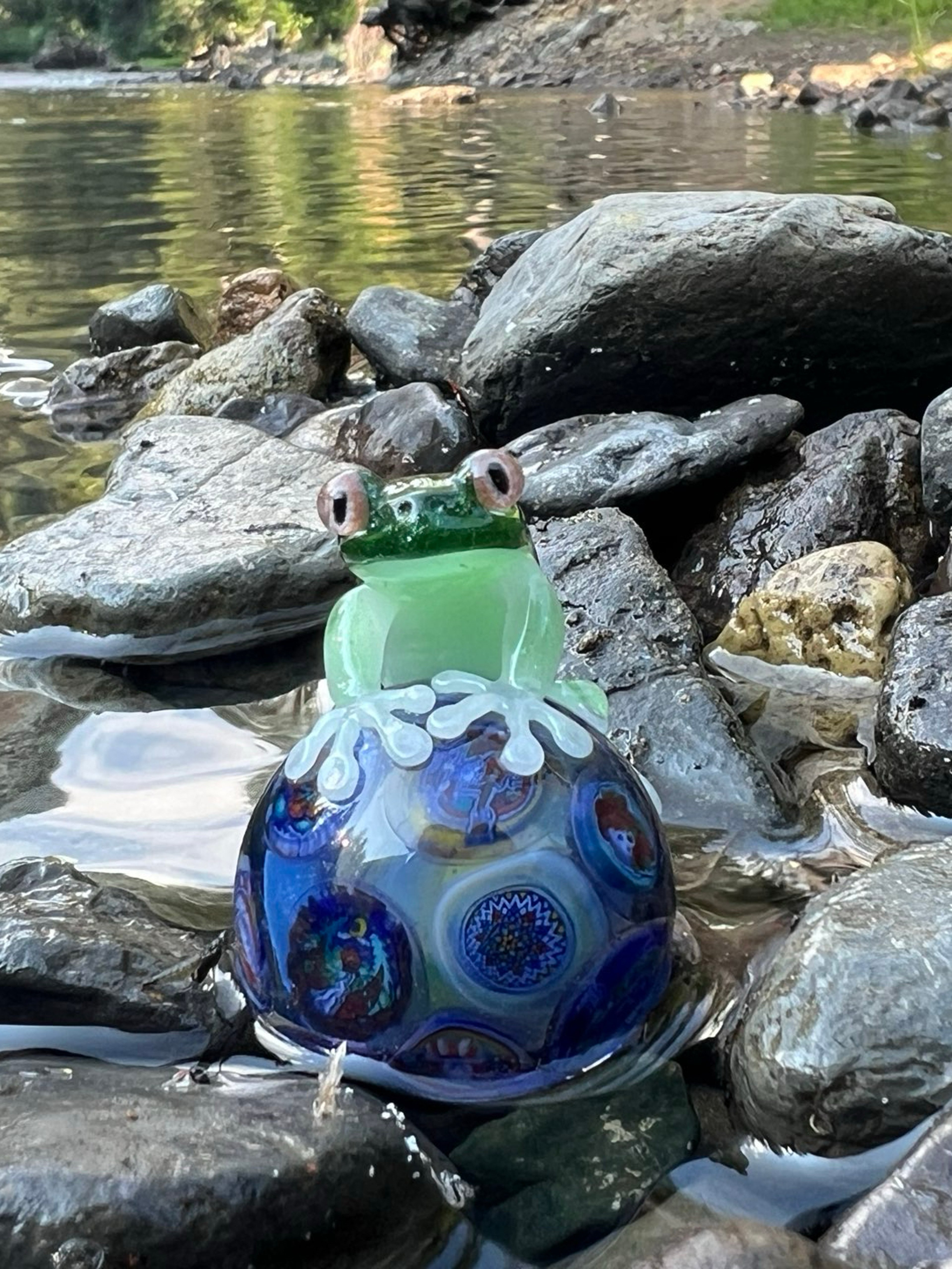 Preview pic of Roseroads X Kengtaro collab marble/pendant