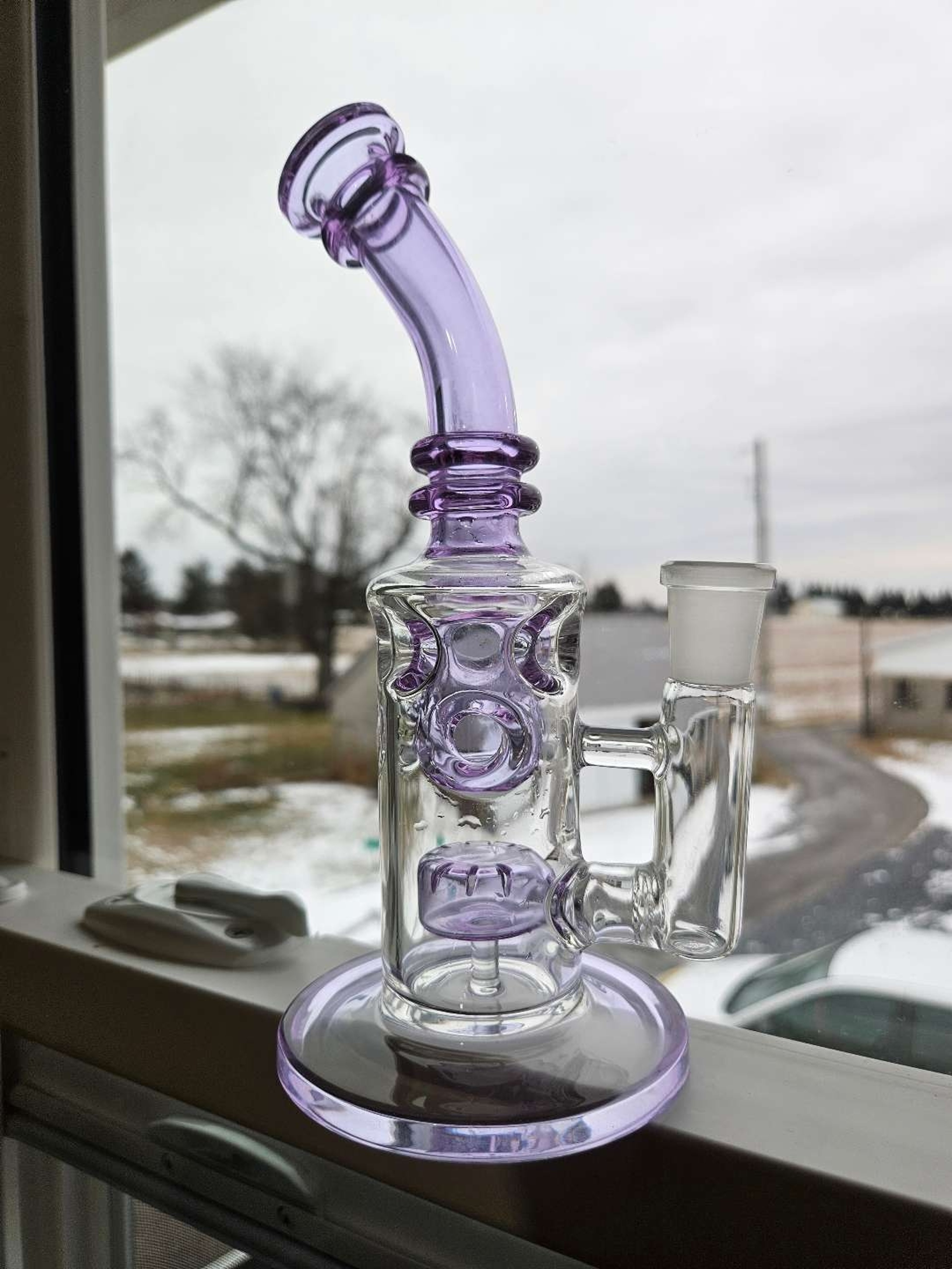 Preview pic of Purple Dab Rig Bong