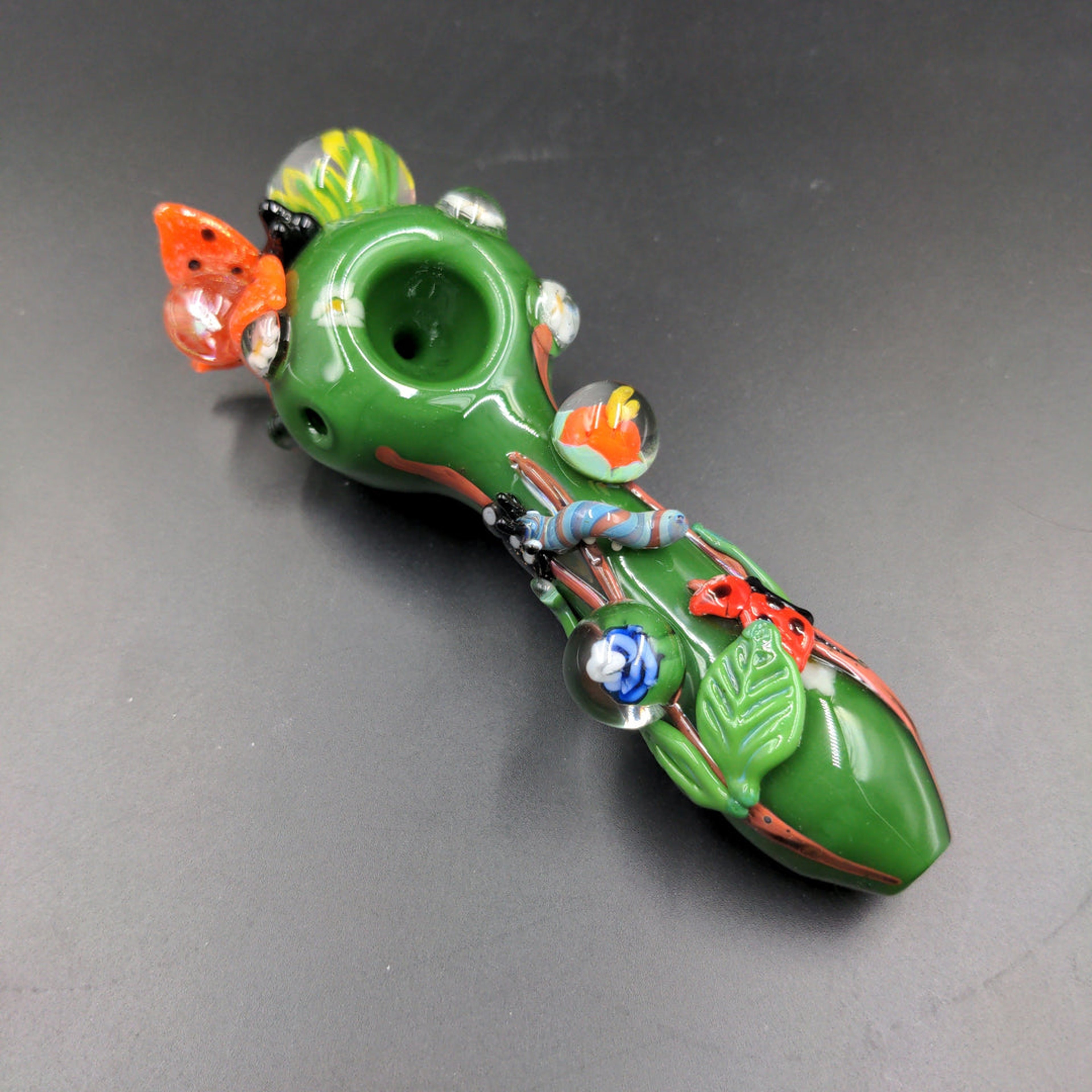 Preview pic of EMPIRE GLASSWORKS SPOON PIPE - GARDEN CRITTERS