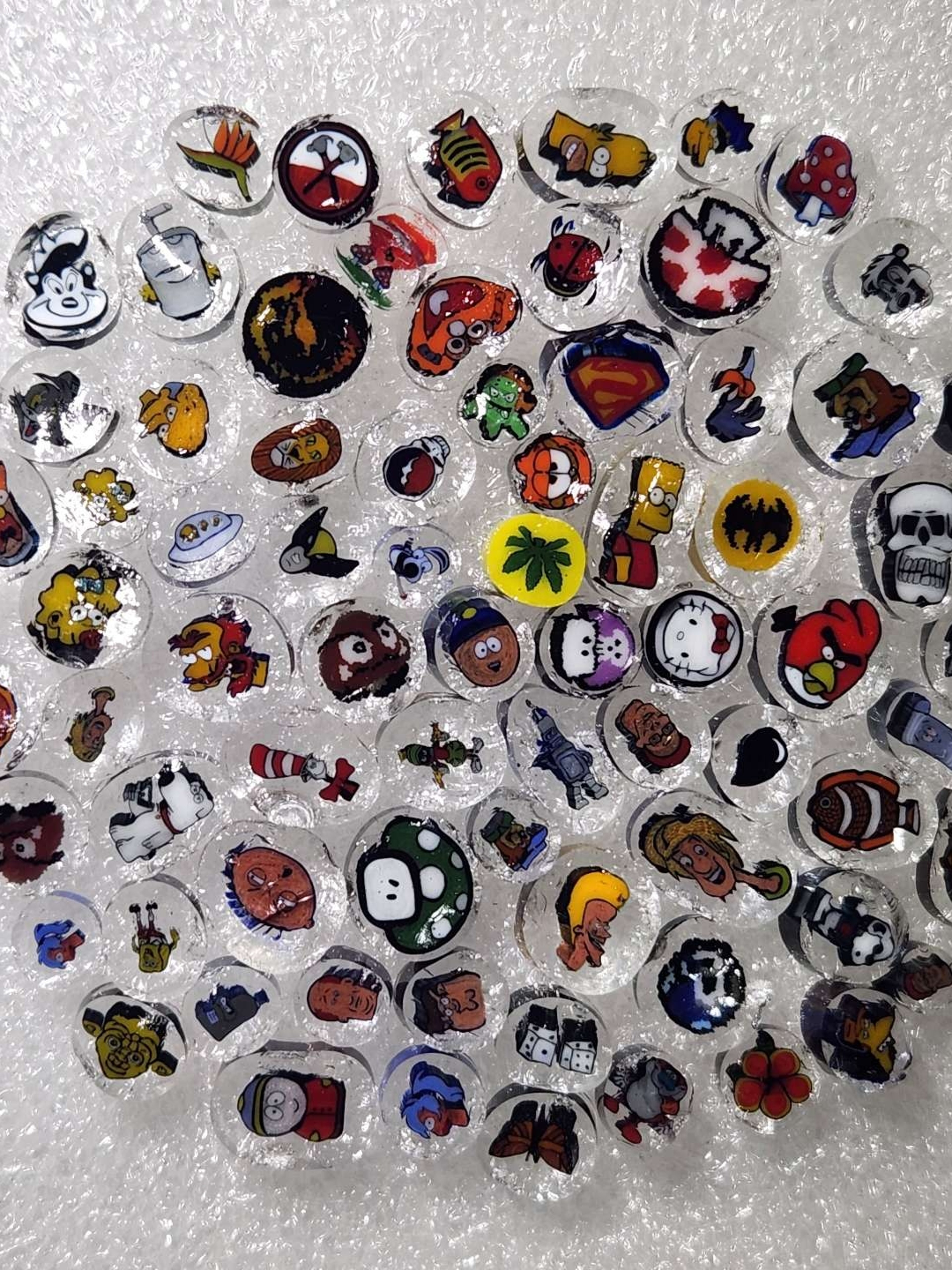 Preview pic of 50 grams raw cartoon millie chip lot