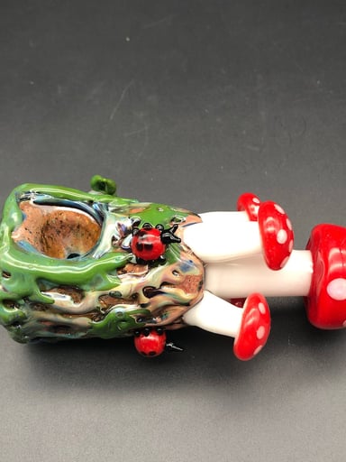 Preview pic of EMPIRE GLASSWORKS MUSHROOMS HAND PIPE