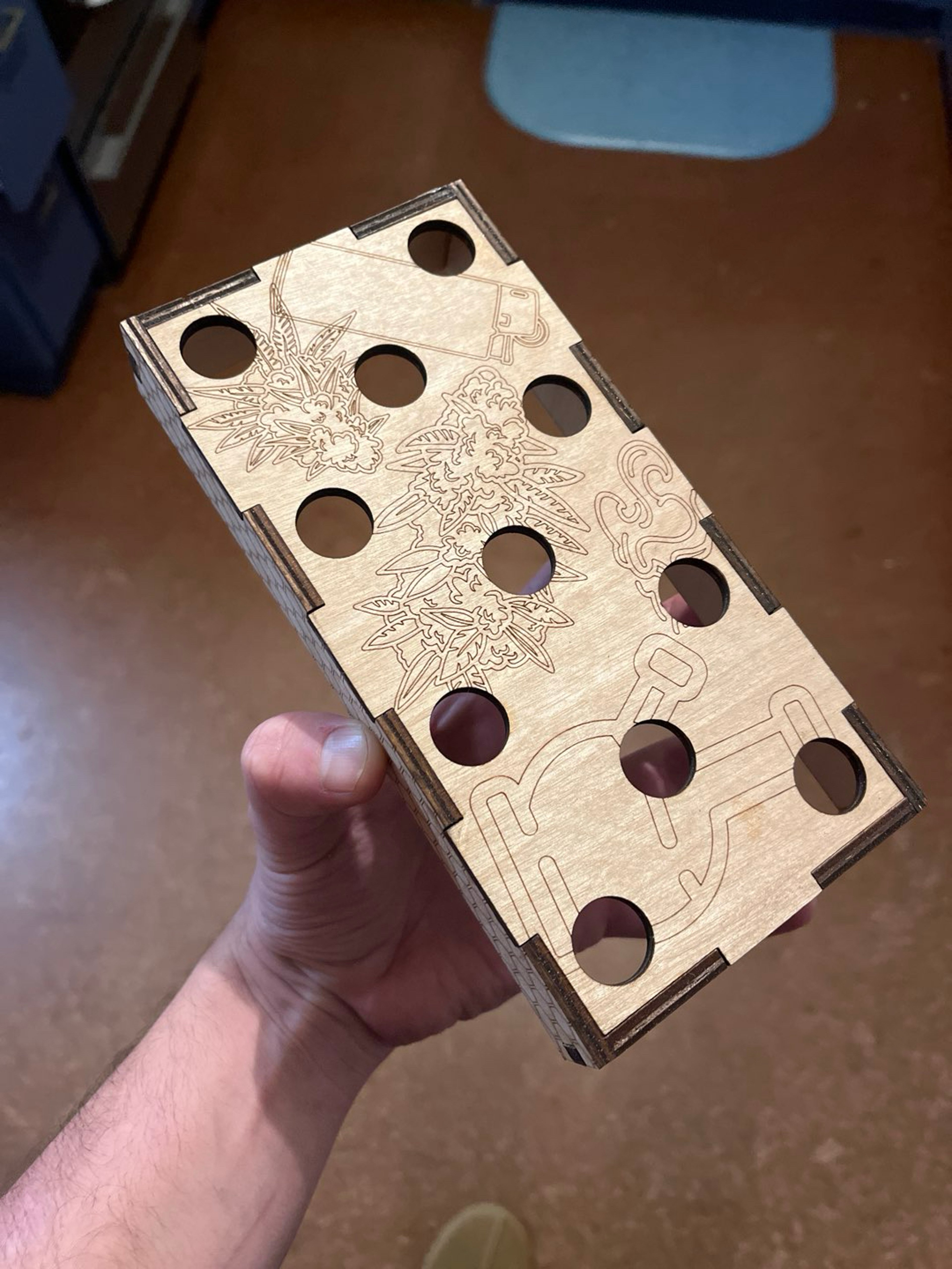 Preview pic of 11 hole 18mm stand