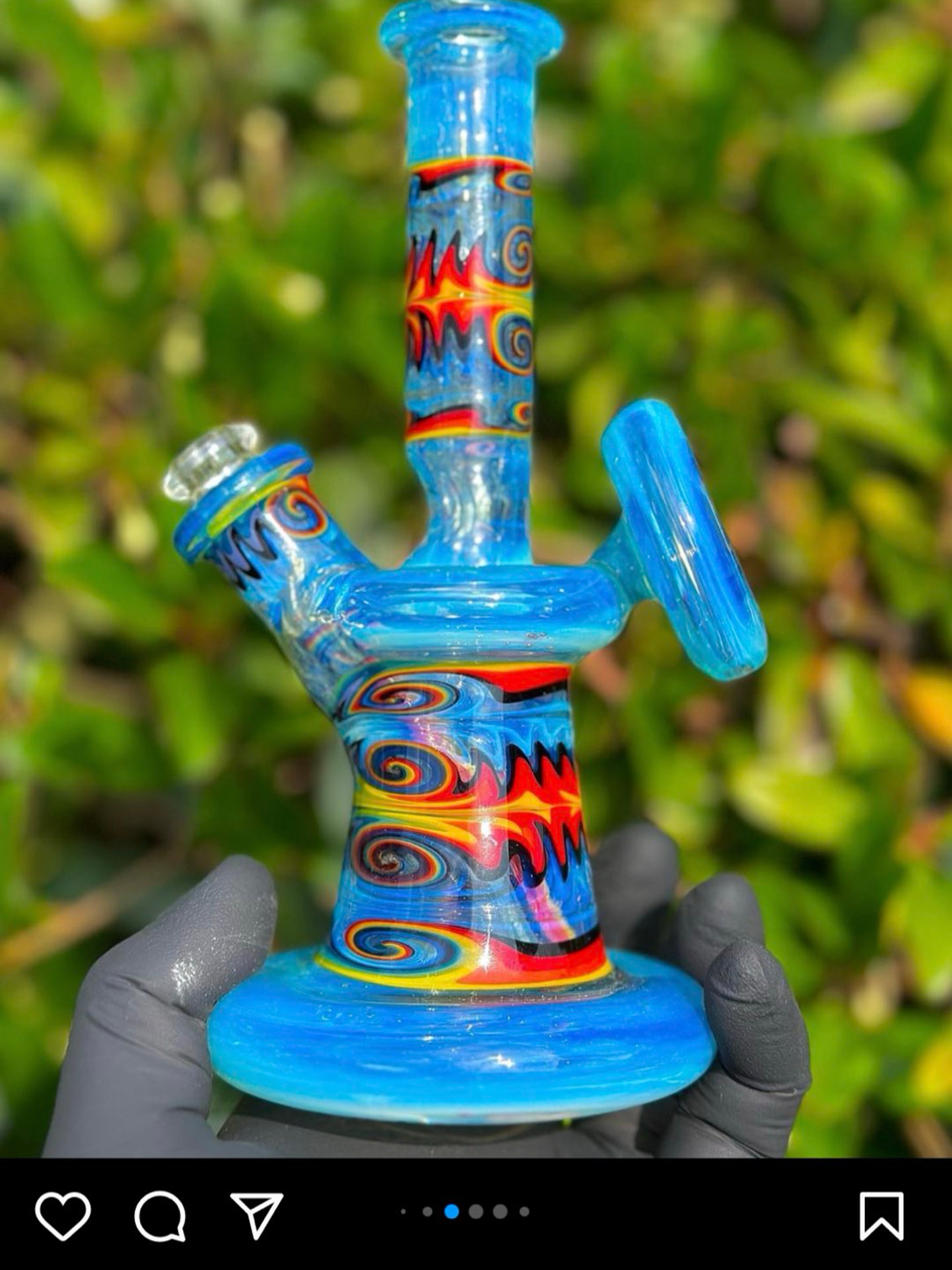 Preview pic of Logi glass