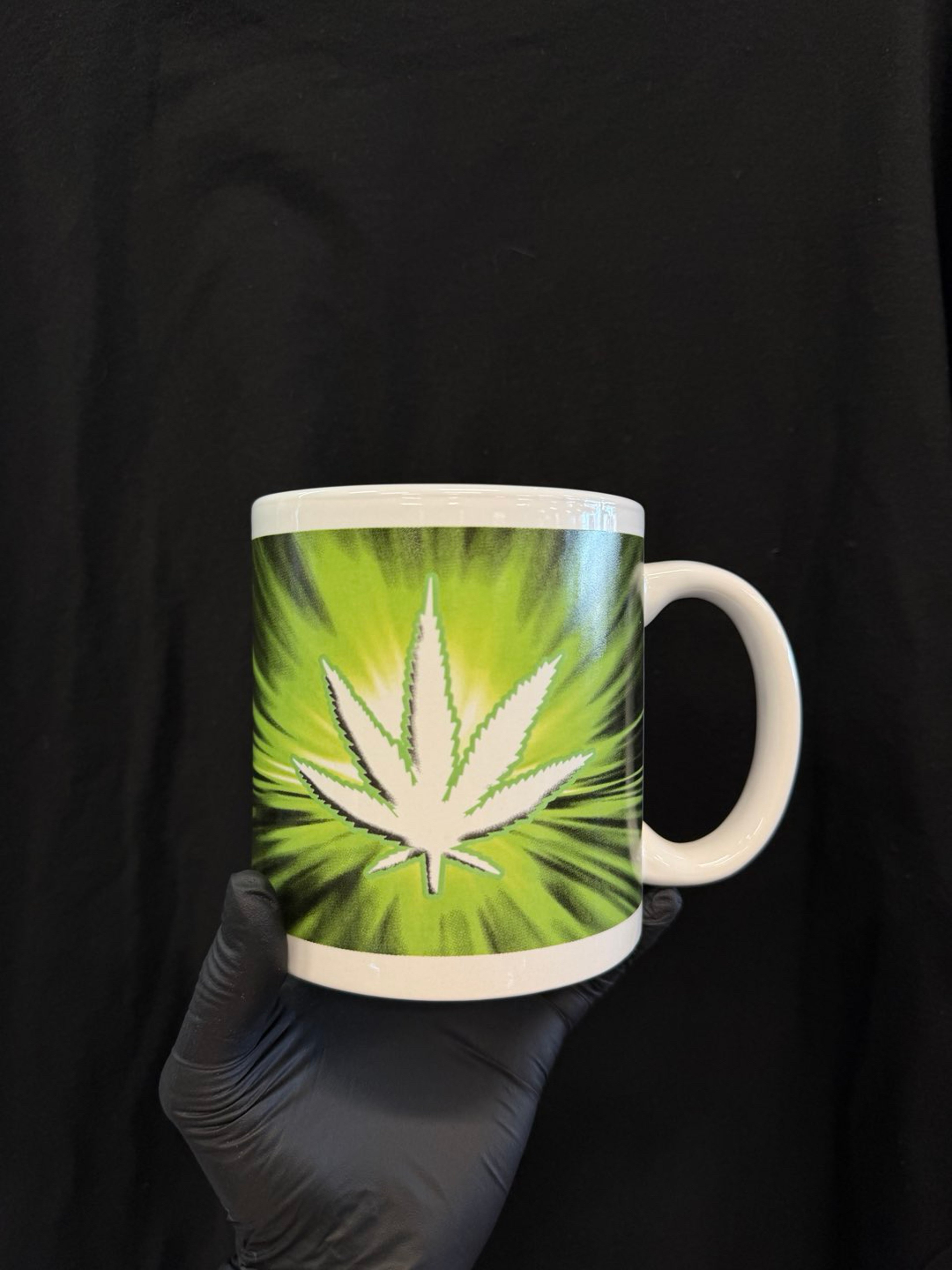 Hemp Leaf Mug image 0
