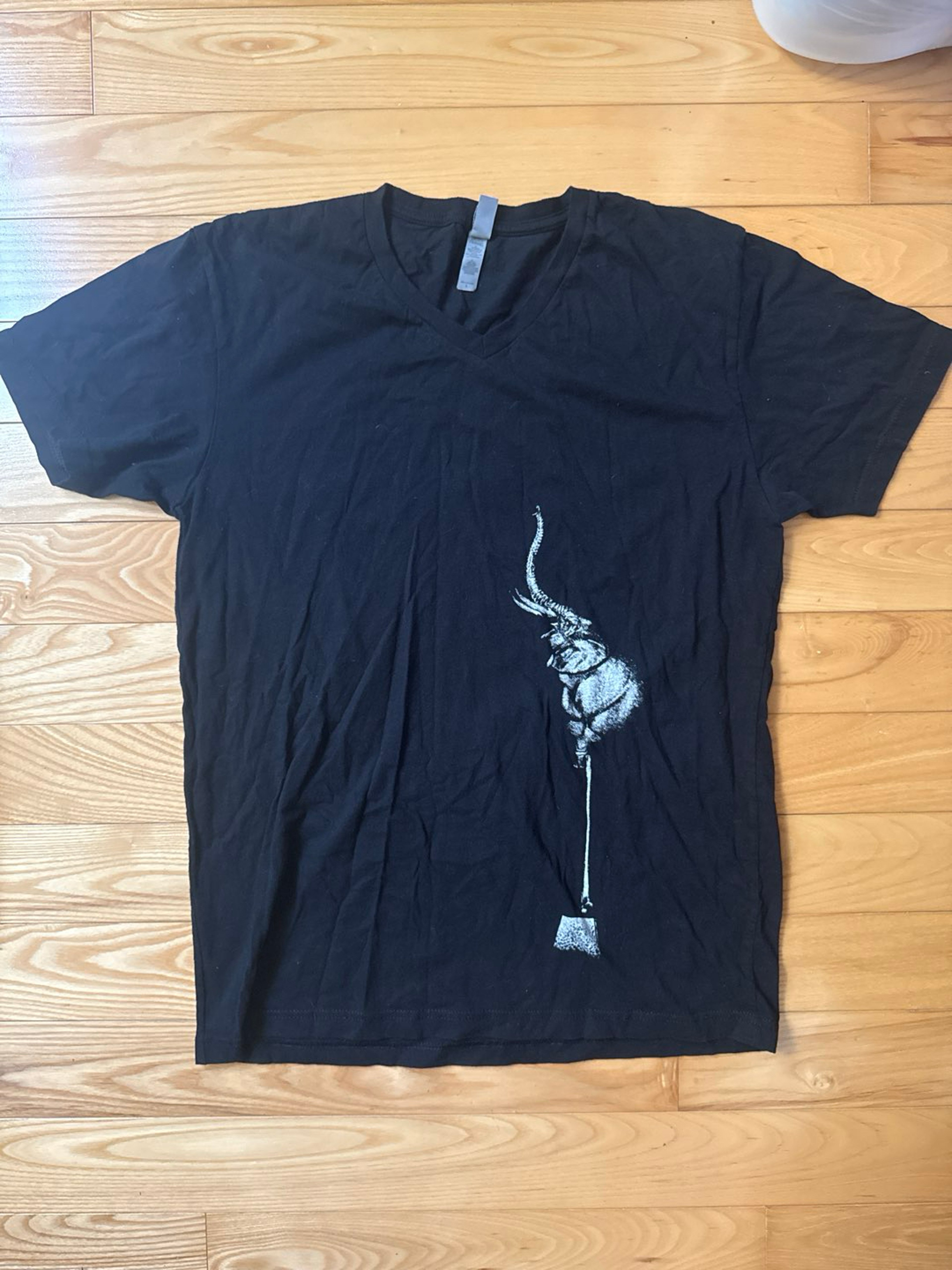 New Cha glass shirt size L image 0