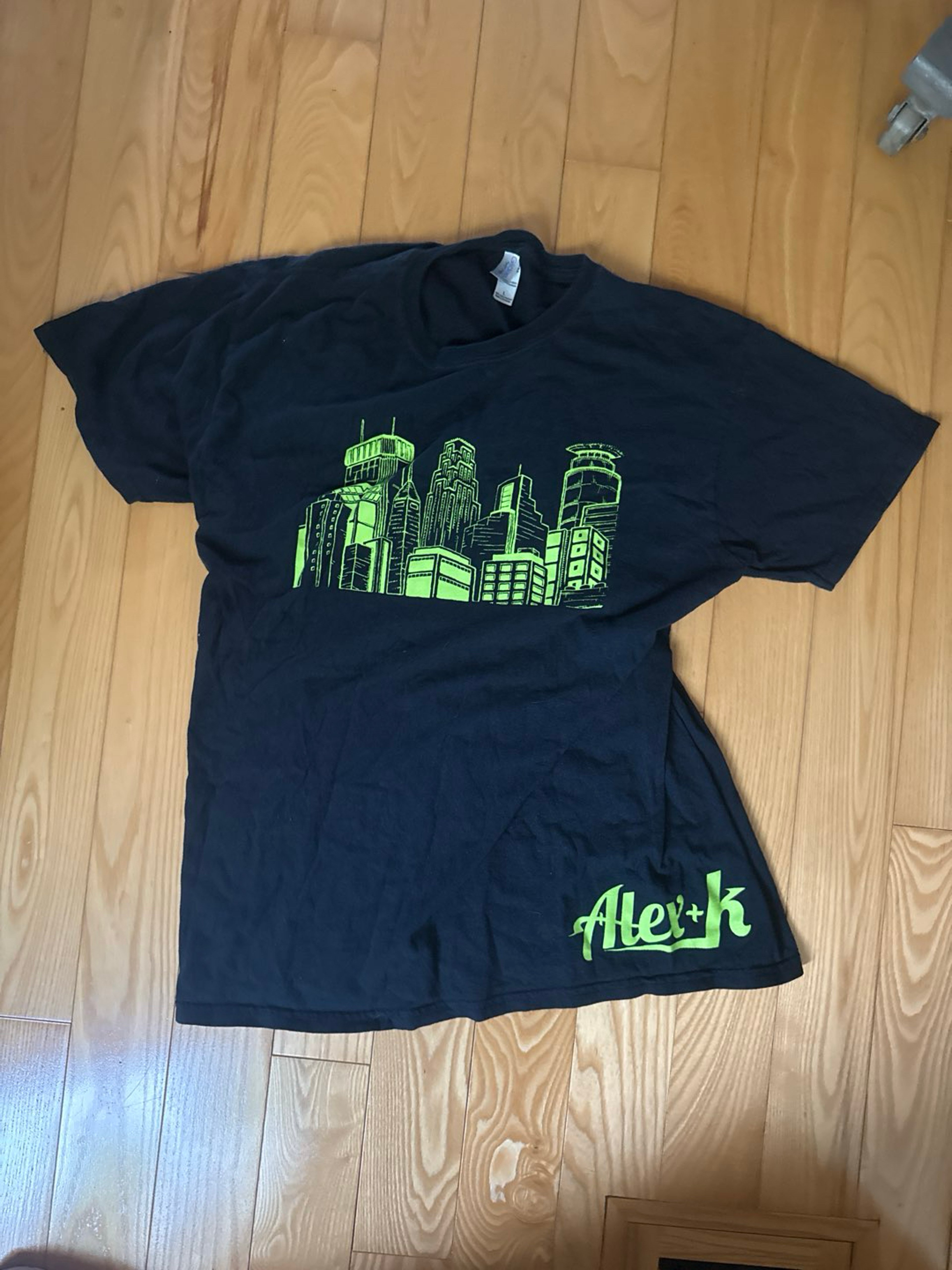 Alex K shirt size L image 0