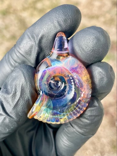 Preview pic of Ammonite pendant rainbow beerglass #1