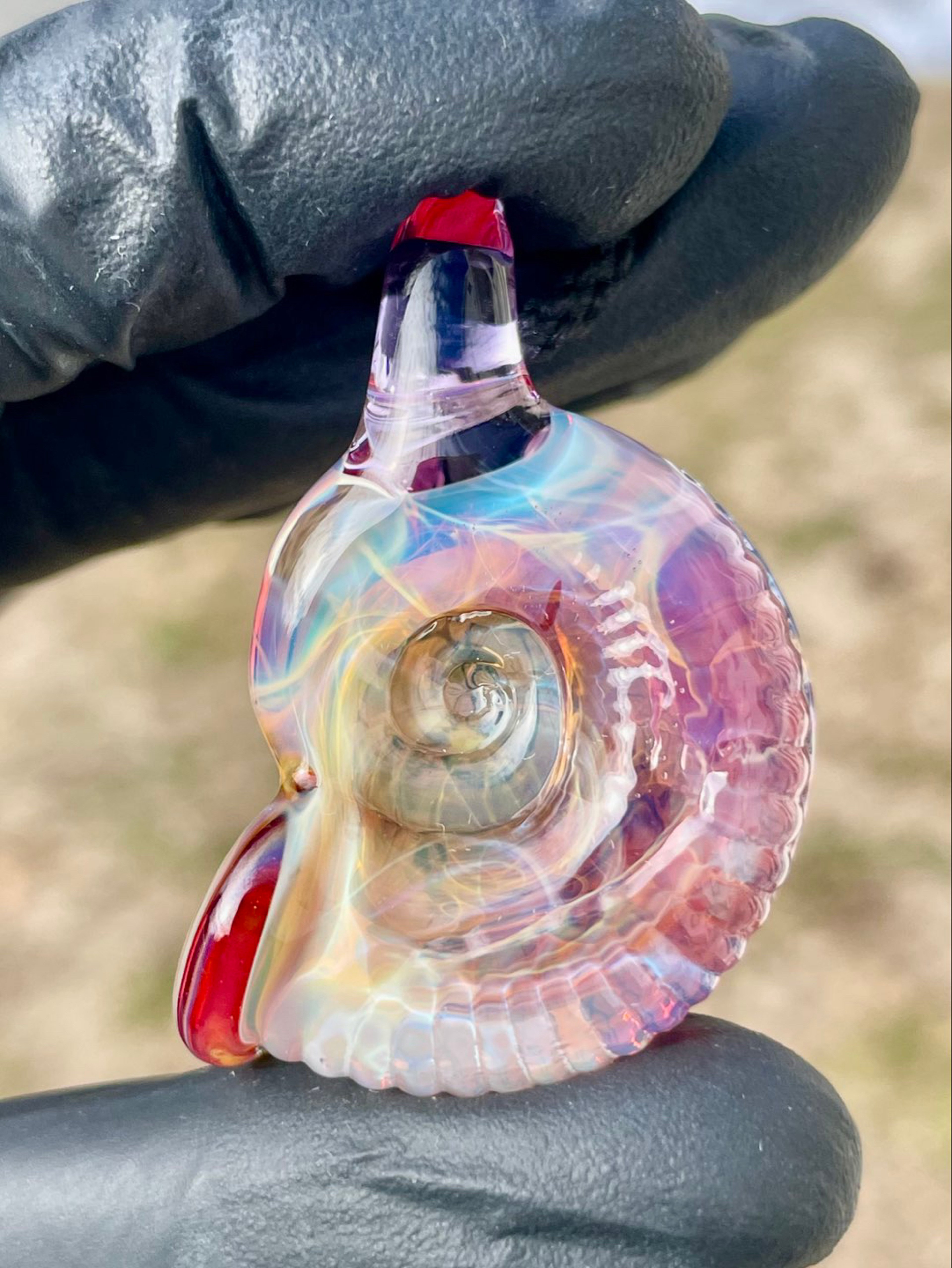 Preview pic of Ammonite pendant rainbow beerglass #3