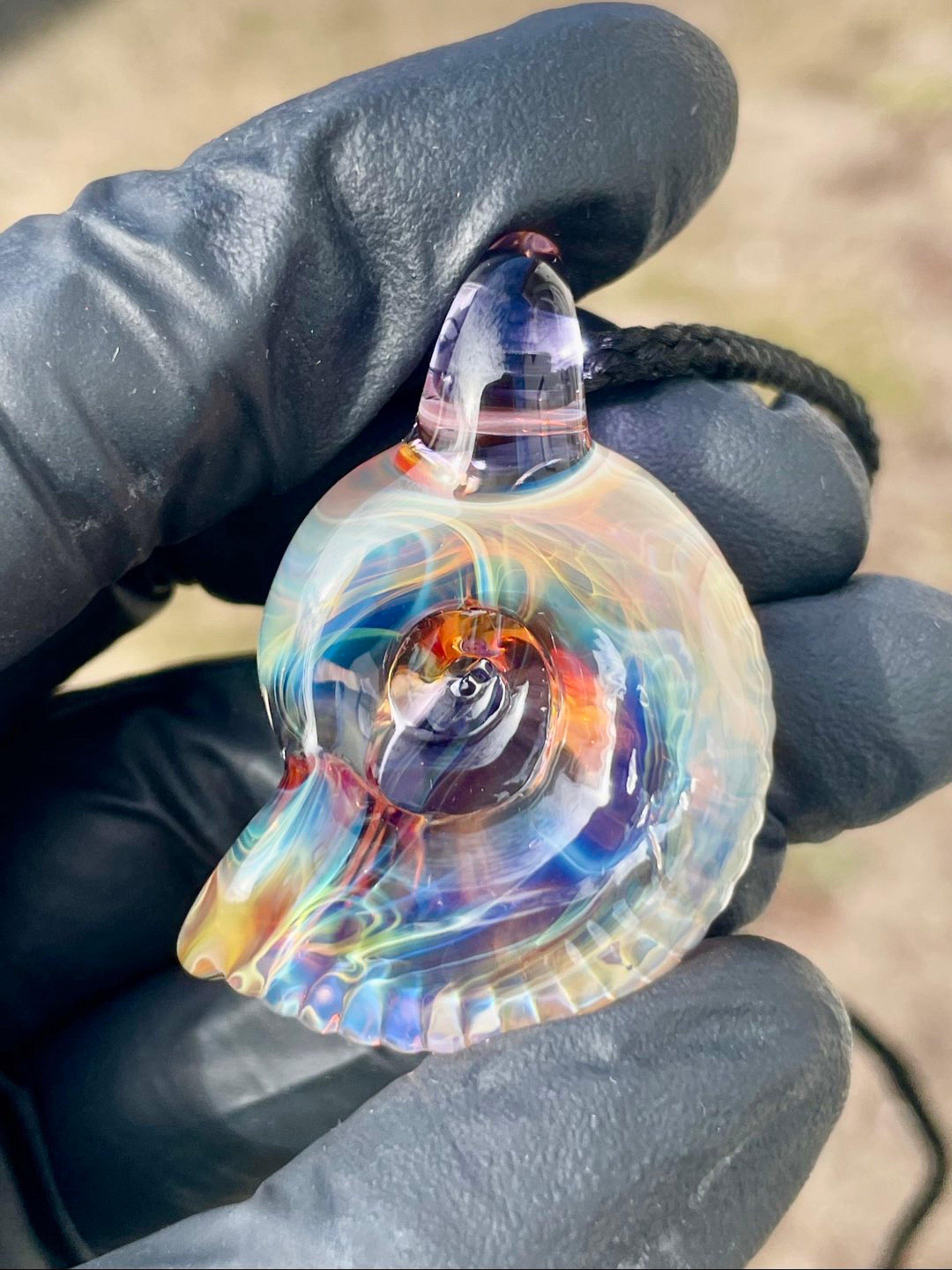 Preview pic of Ammonite pendant rainbow beerglass #4