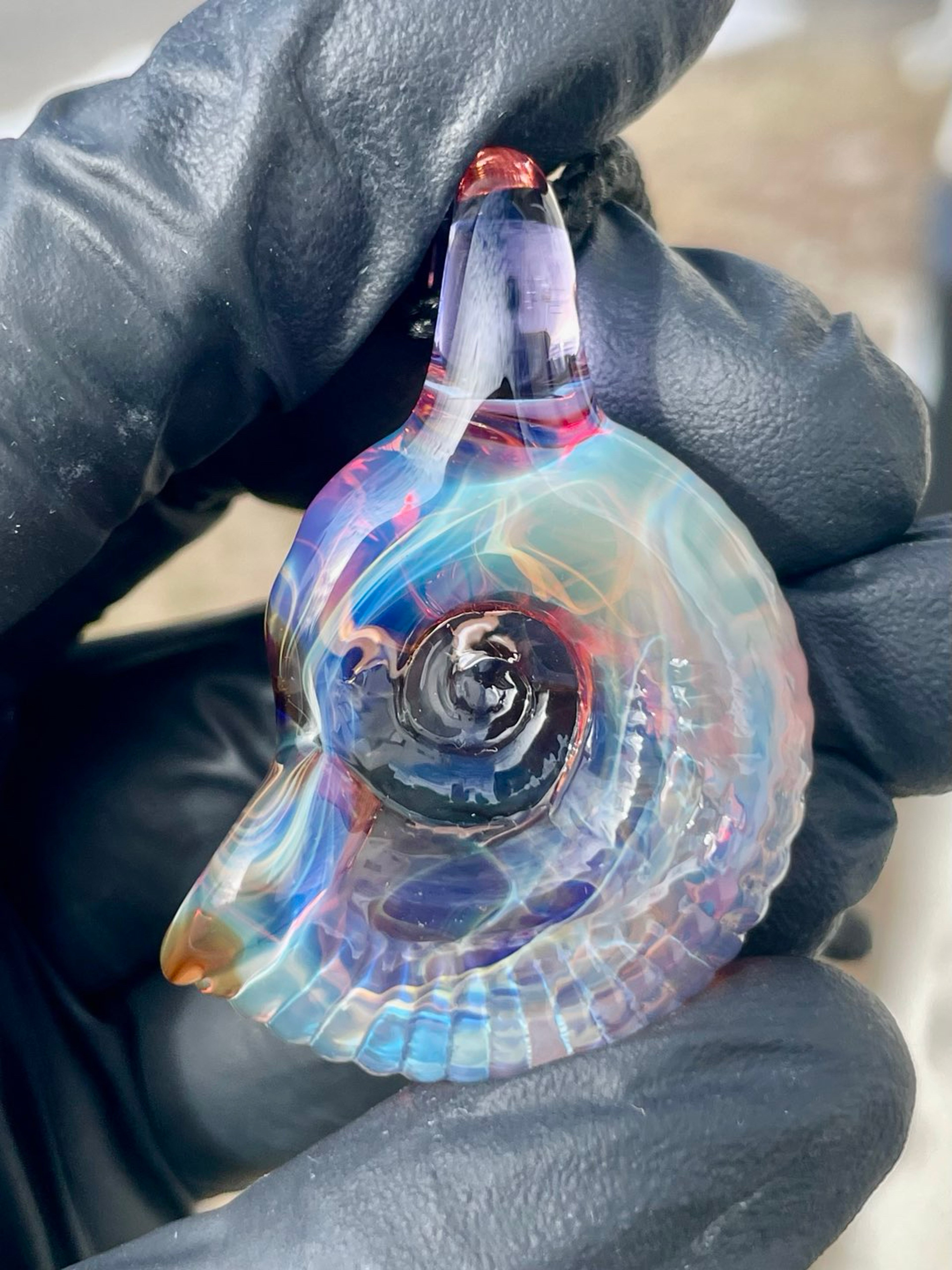 Preview pic of Ammonite pendant rainbow beerglass #5