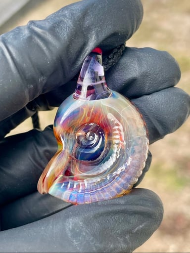 Preview pic of Ammonite pendant rainbow beerglass #6