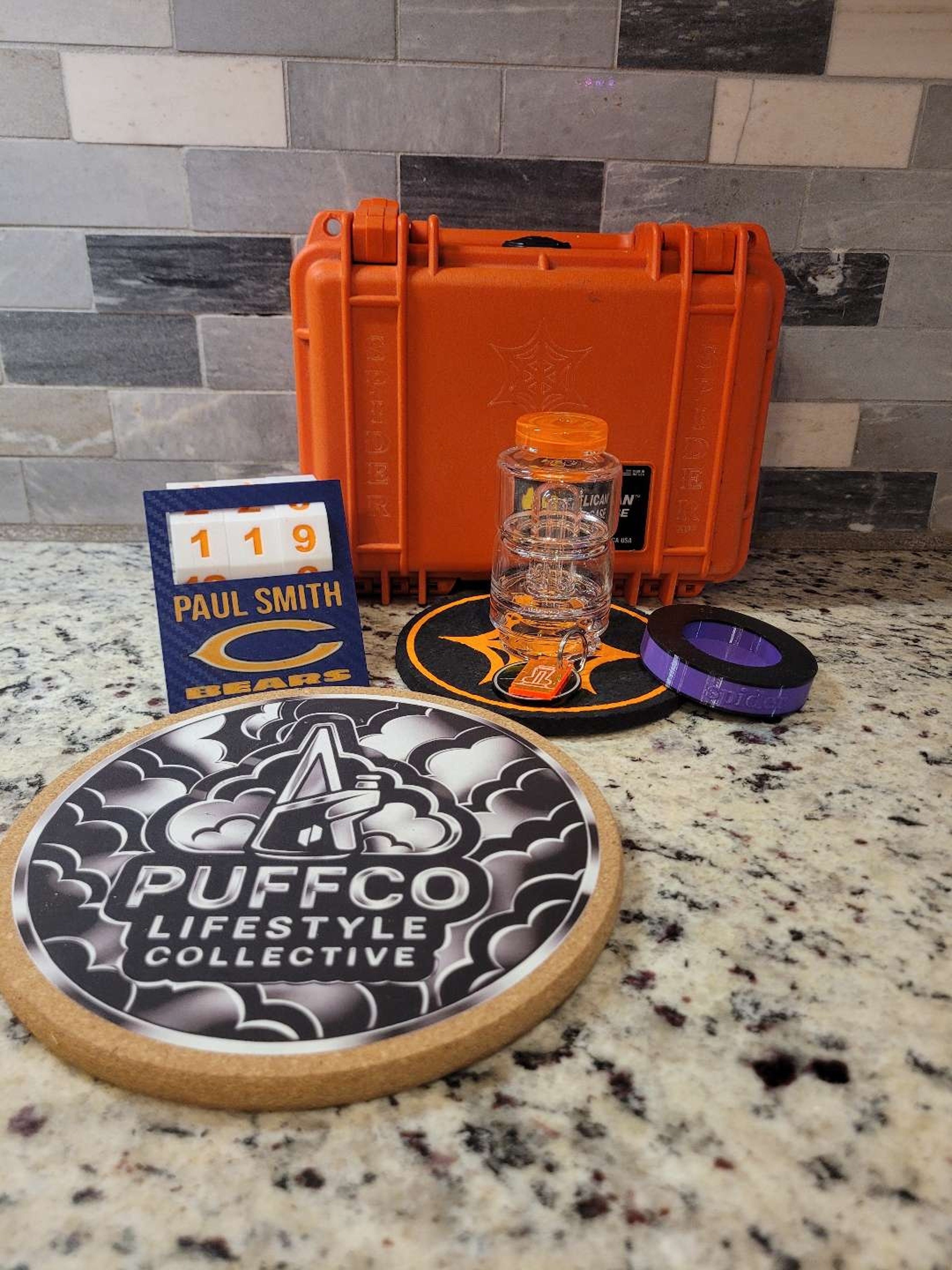 Preview pic of Orange spider with case