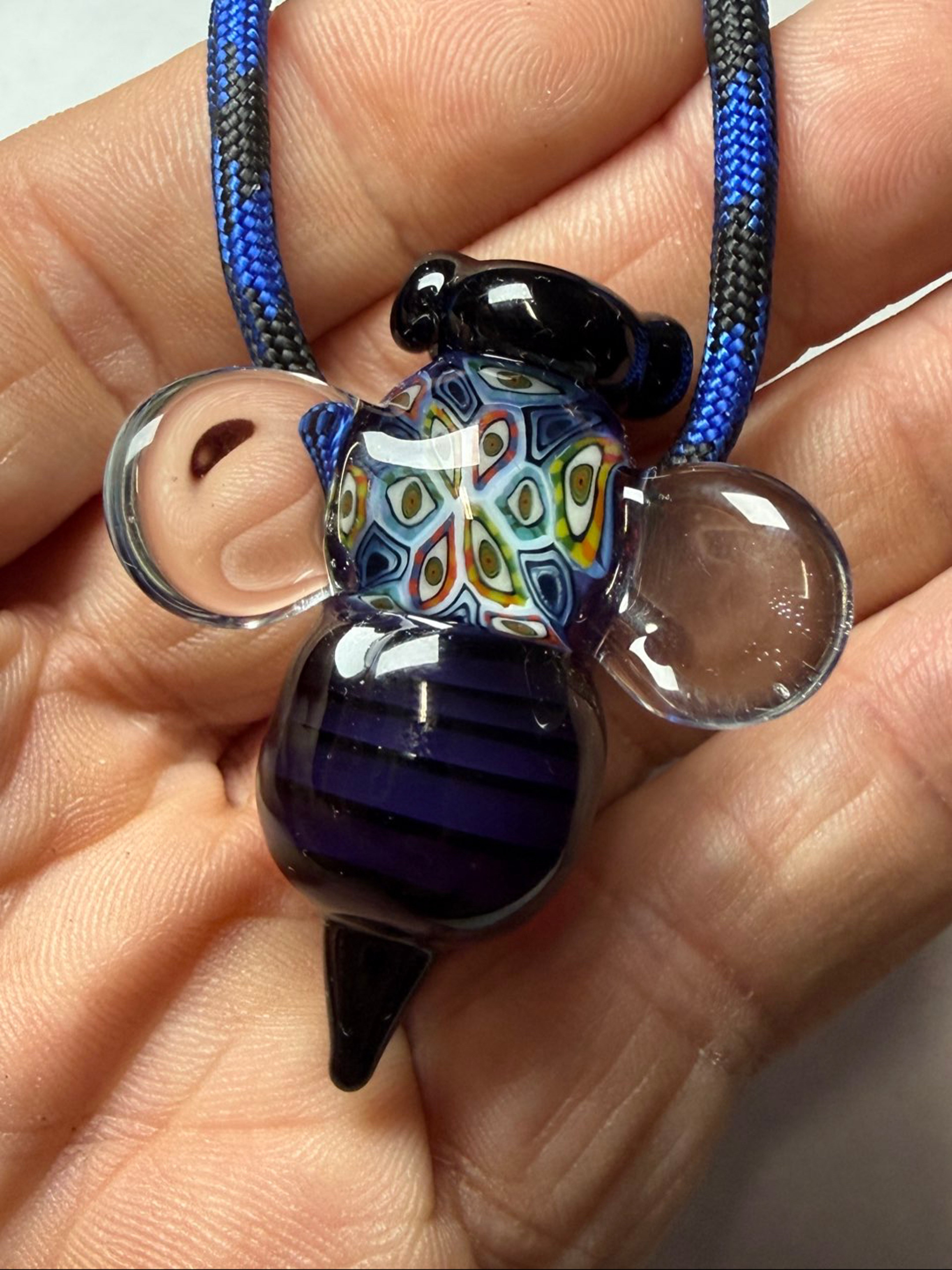 Preview pic of Lrg Banjo x Joe P Bee Pendy 🐝
