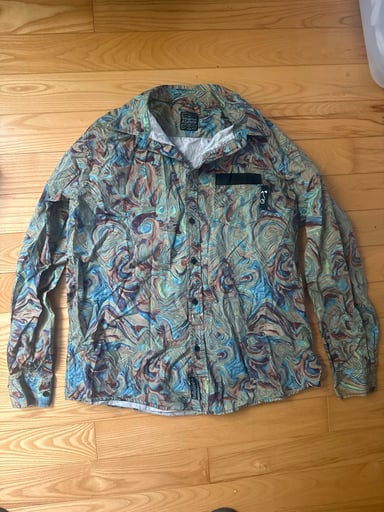 Preview pic of Grassroots Make Pipes Not War button down L