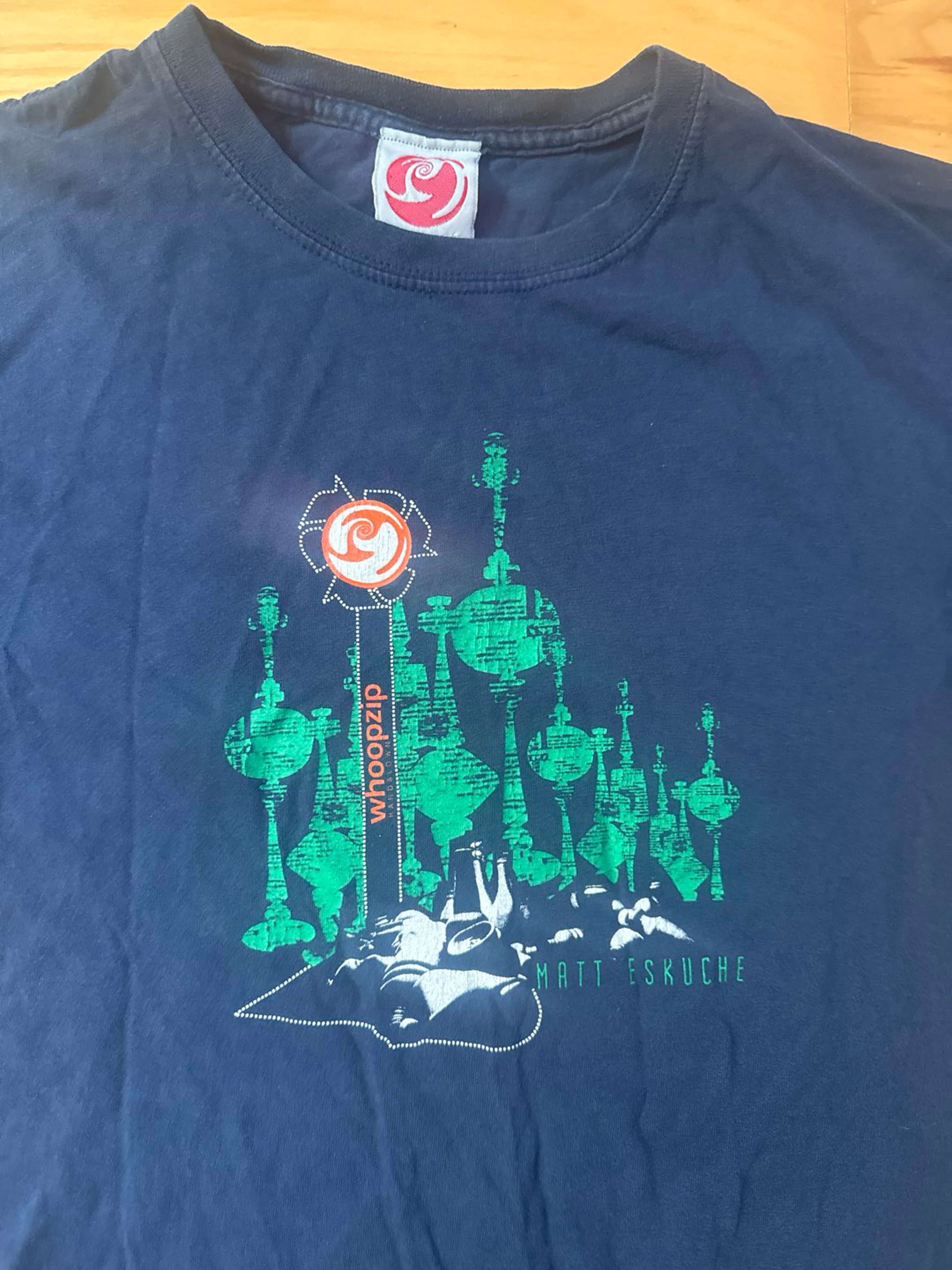 Whoopzip Matt Eskuche shirt L image 0