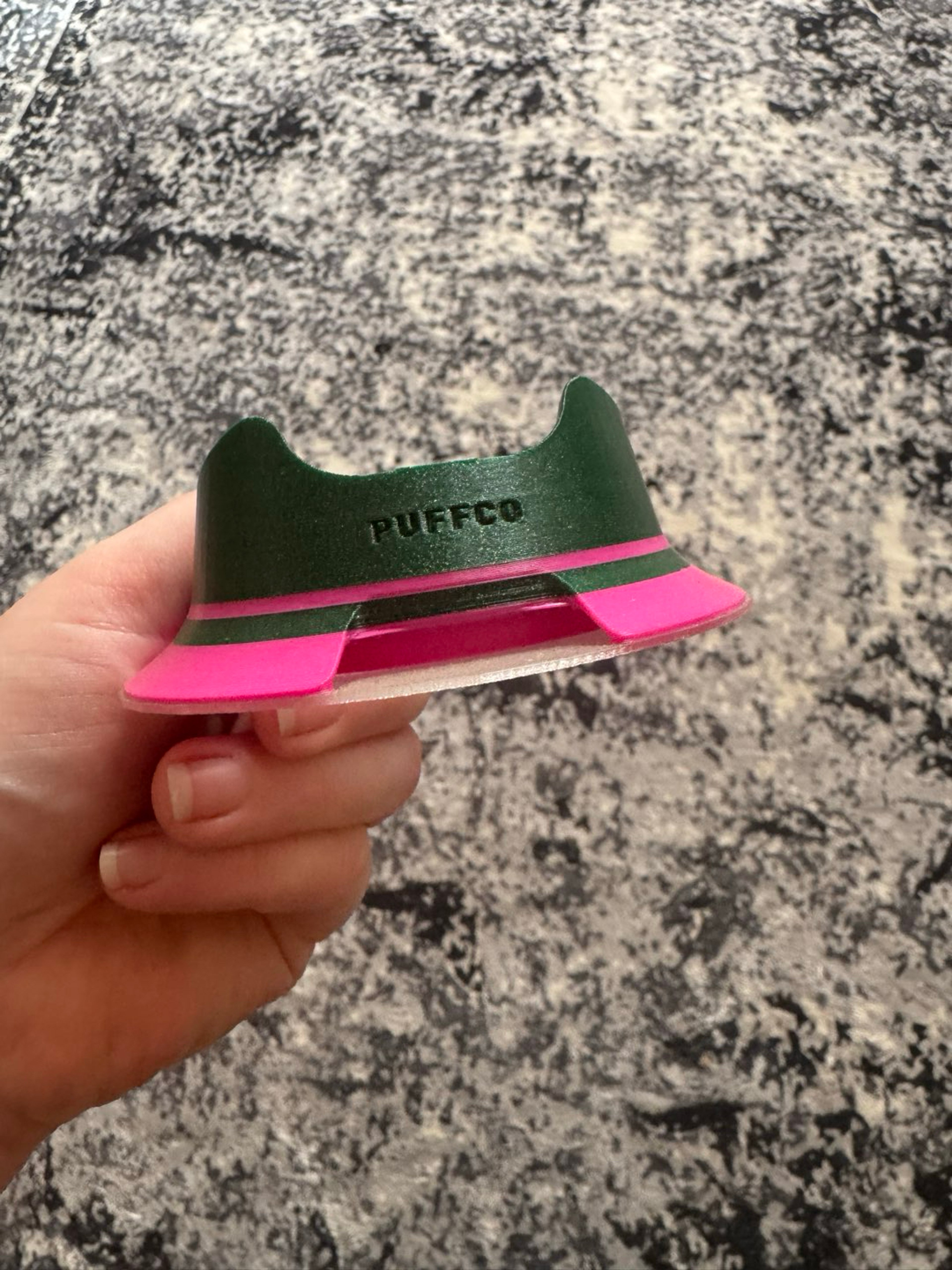 Green and pink puffco stand image 0