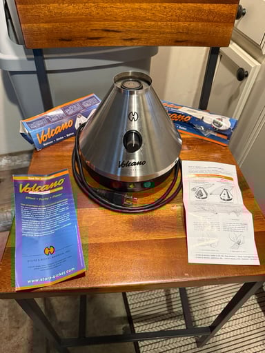 Preview pic of Volcano classic with solid valves