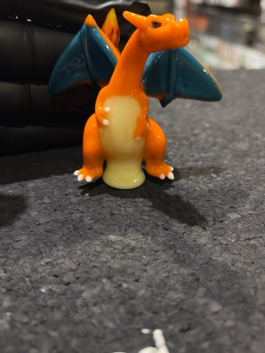 Preview pic of Charizard Pivot Top