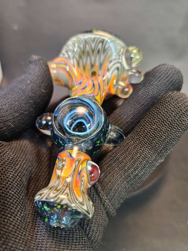 Preview pic of Crushed opal/linework section spoon