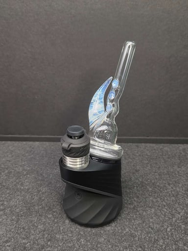 Preview pic of Magizle Clear w/ Color Horn Straw