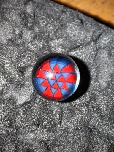 Preview pic of Steve H Glass Triangle Milli Pearl 6mm