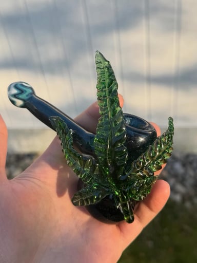 Preview pic of Hemp Leaf Hammer