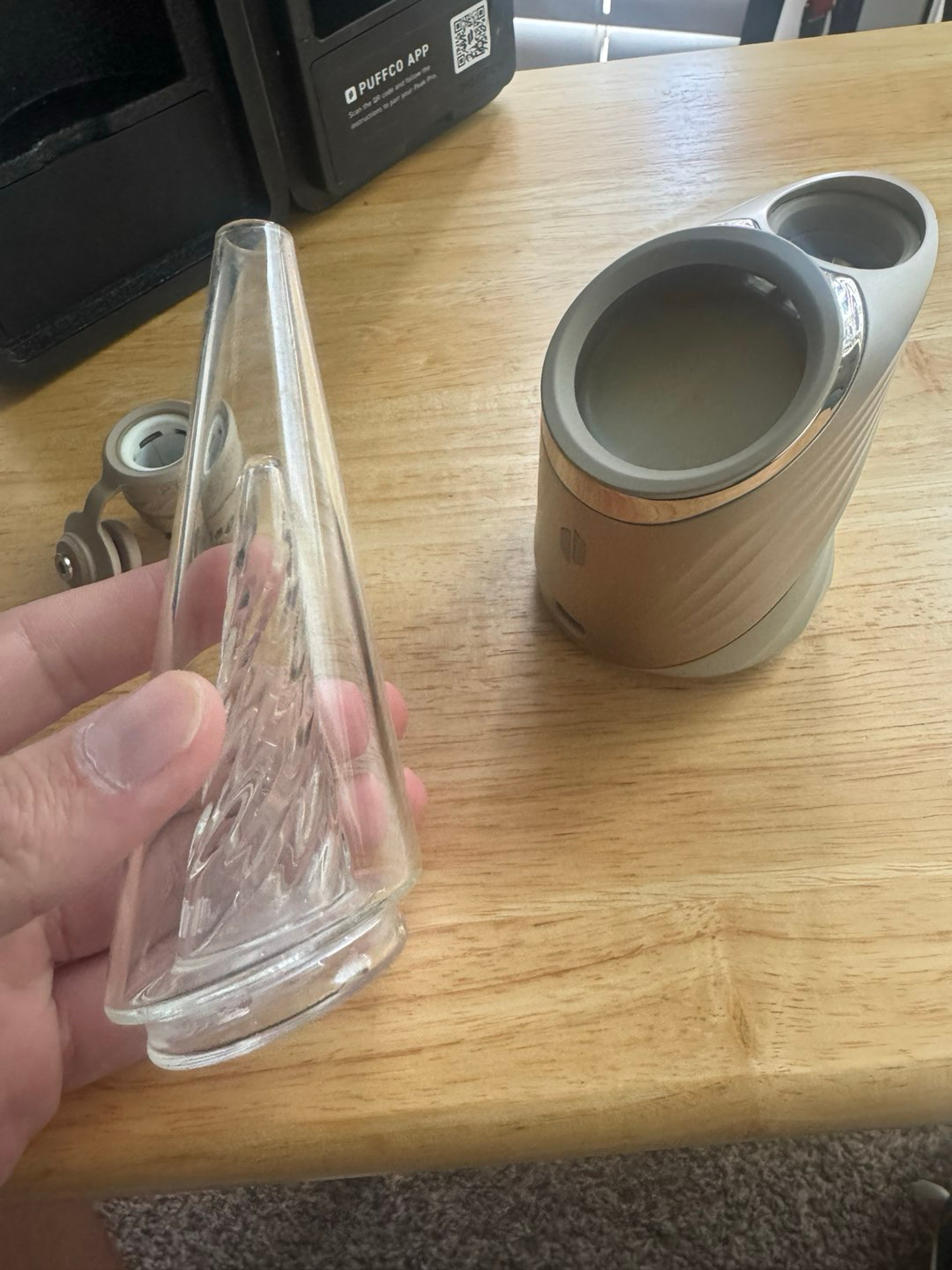 Puffco Peak Pro - Desert image 0