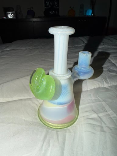 Preview pic of Bambi Glass Mini