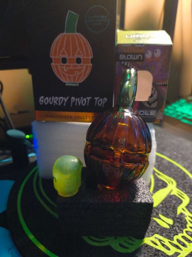 Preview pic of Pivot top bundle