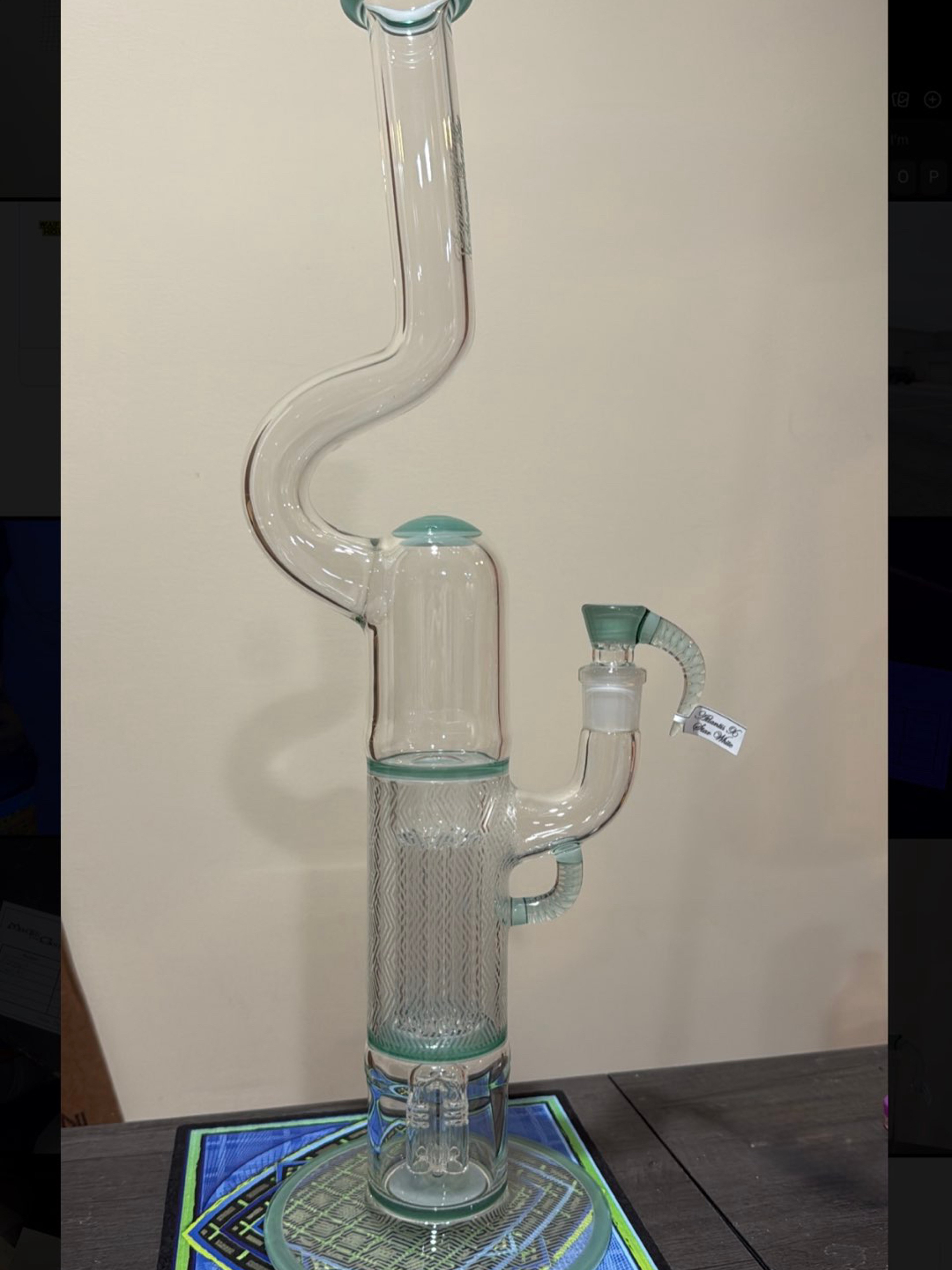 Preview pic of FA 4-Arm Sandblasted Pillar – Star White x Atlantis (Brand New)