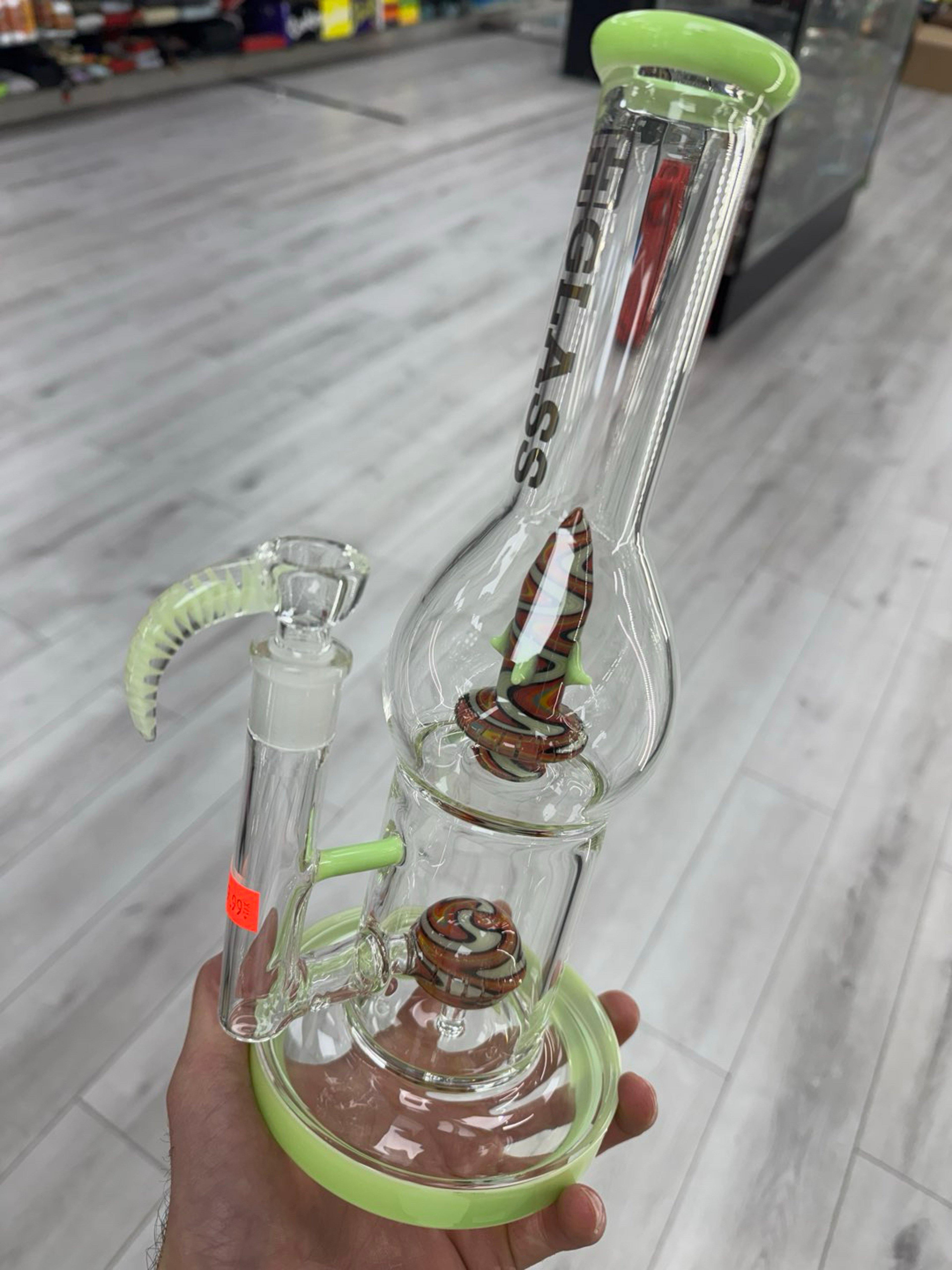 Preview pic of Eg glass double perc screened bowl 12” bong green