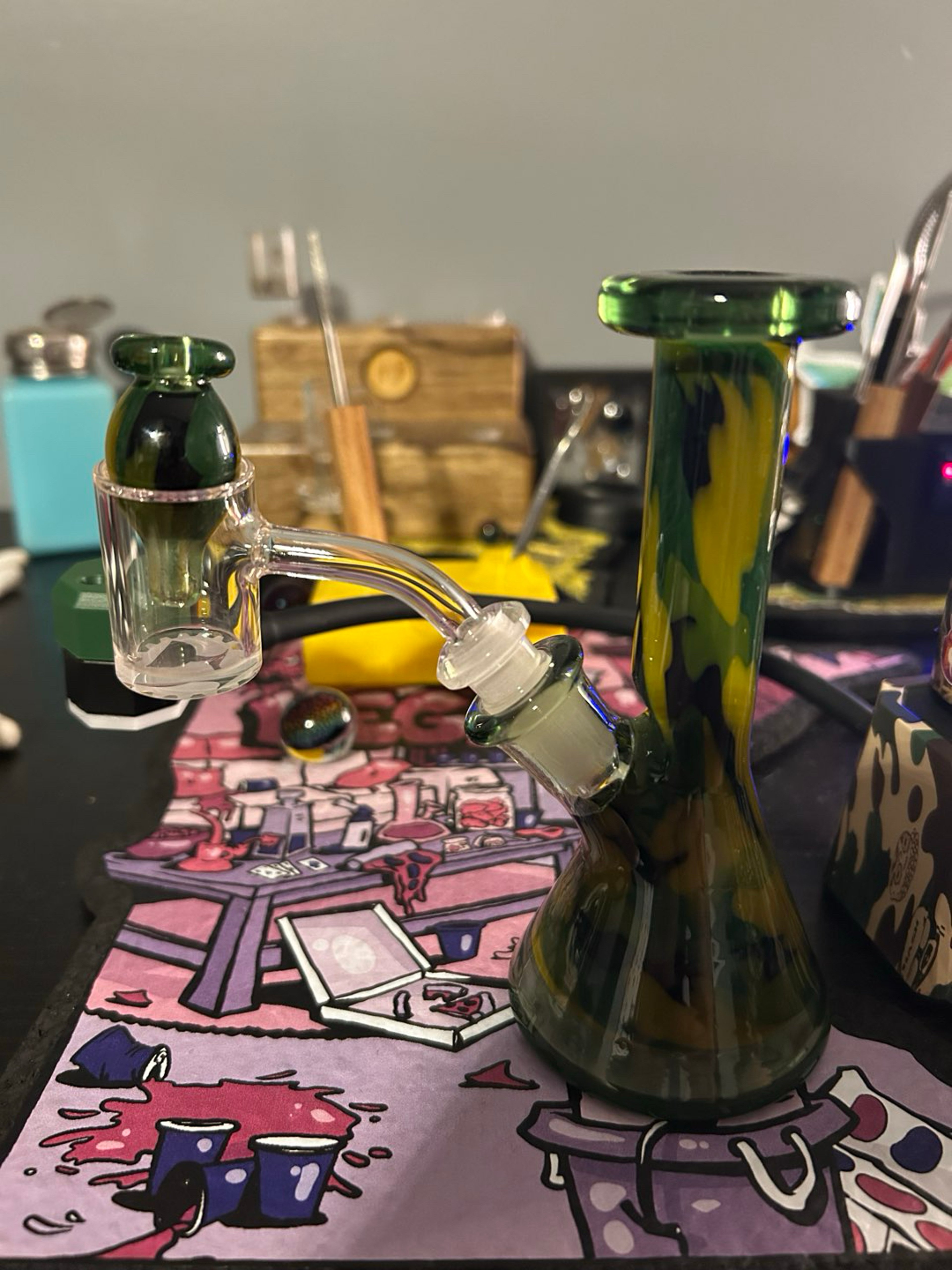 Preview pic of yook_glass