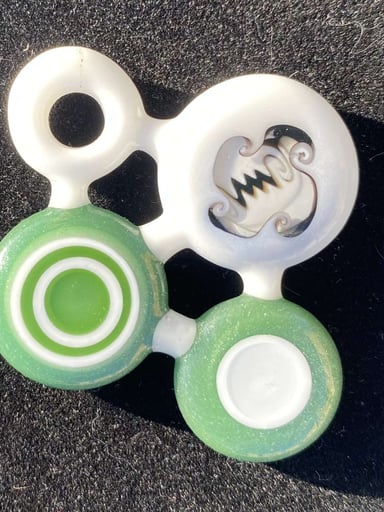 Preview pic of N8 *extremely rare* molecule pendant