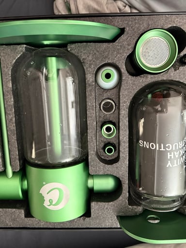 Preview pic of Studden x cookies 360 degree rotating glass gravity hookah bong