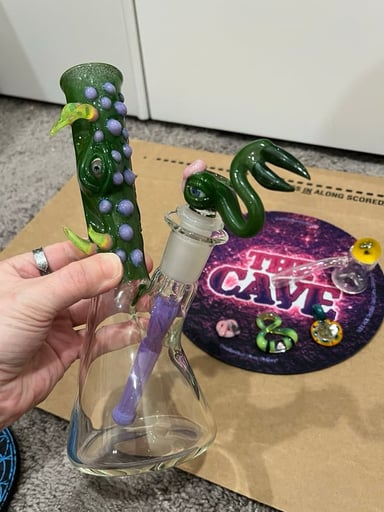 Preview pic of 2010 salt glass beaker