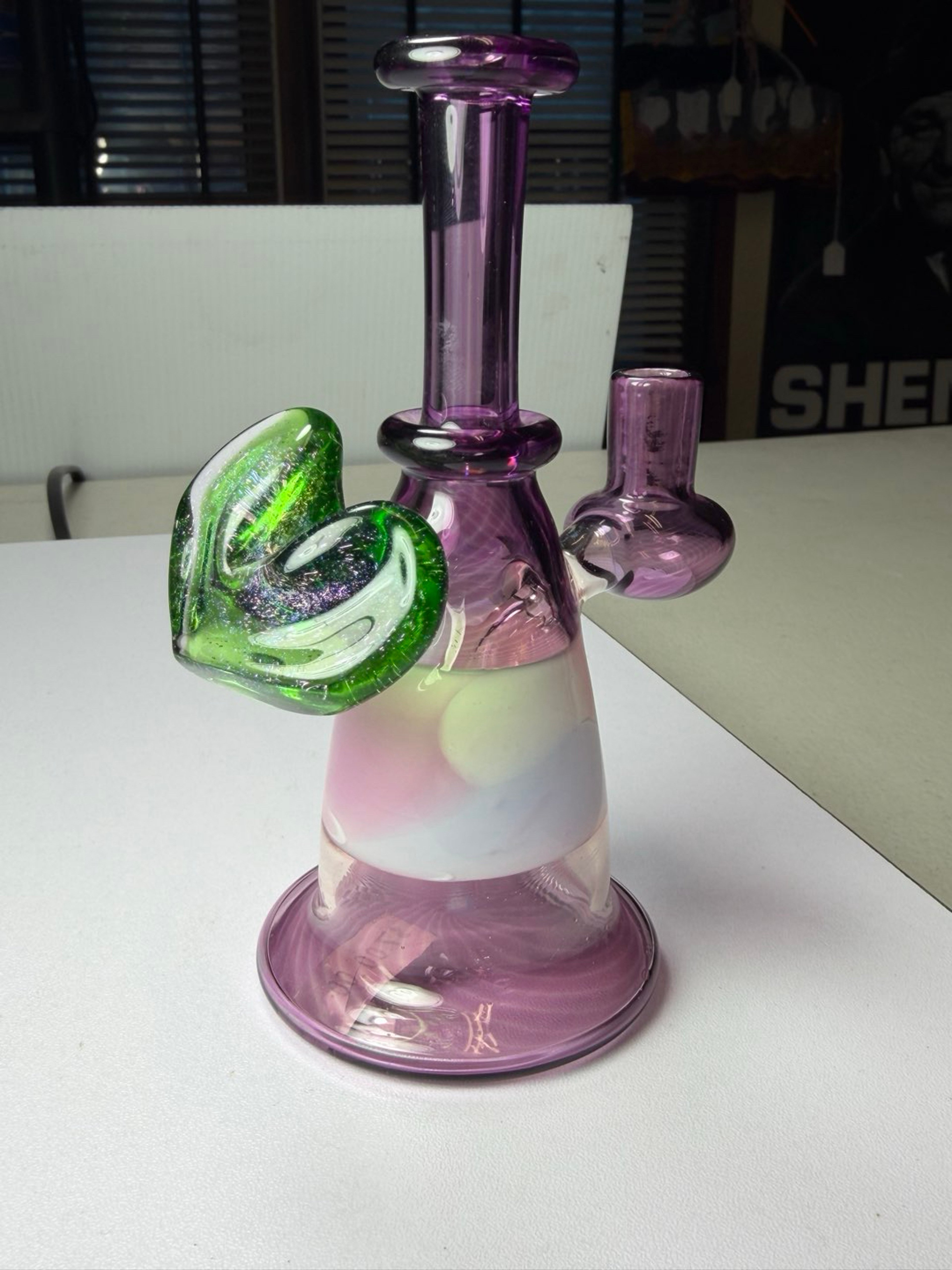 Preview pic of Bambi Glass Mini