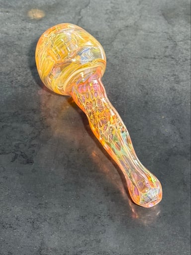 Preview pic of chillum gold silver fume.