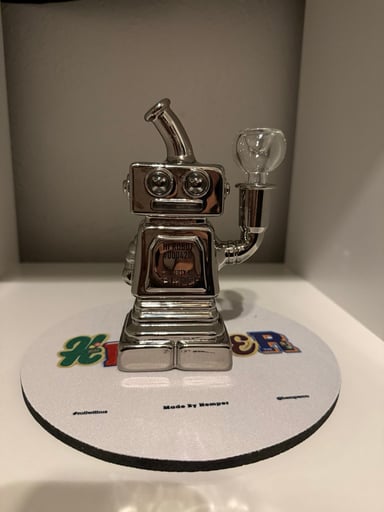 Preview pic of Hemper Hi-Robot Bong