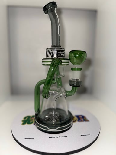 Preview pic of Hemper Cyberpunk XL Recycler Bong