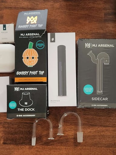 Preview pic of Ultimate Puffco Pivot Bundle