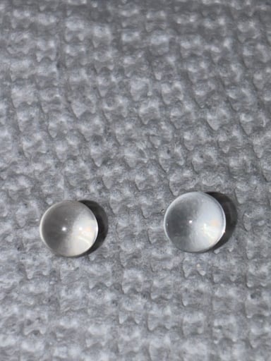 Preview pic of (2) Clear Pearls