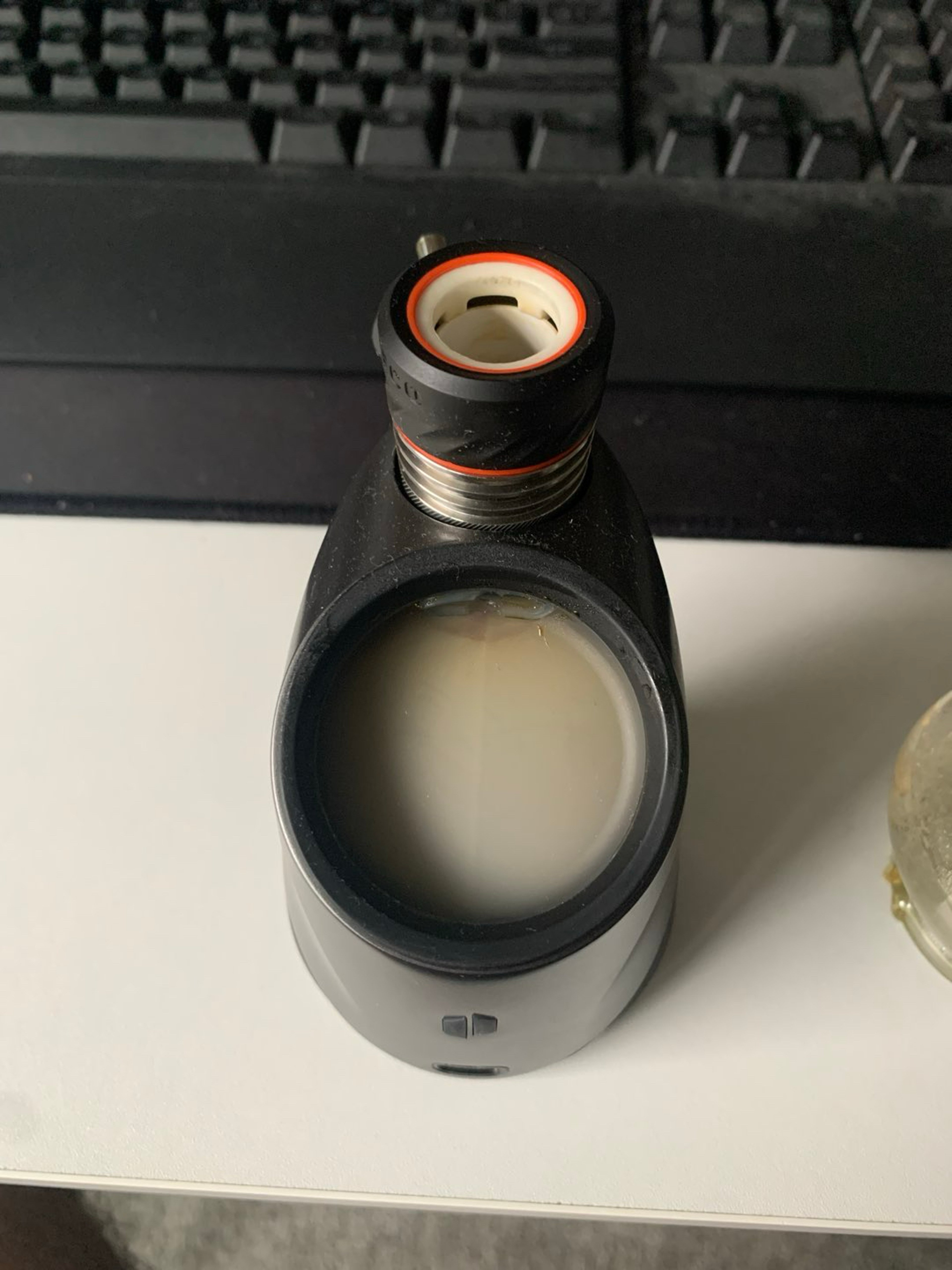 Puffco Peak Pro V1 with custom Boro farm class image 0