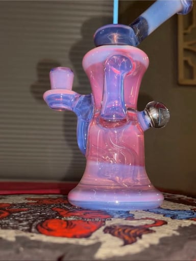 Preview pic of Faceted Djinn