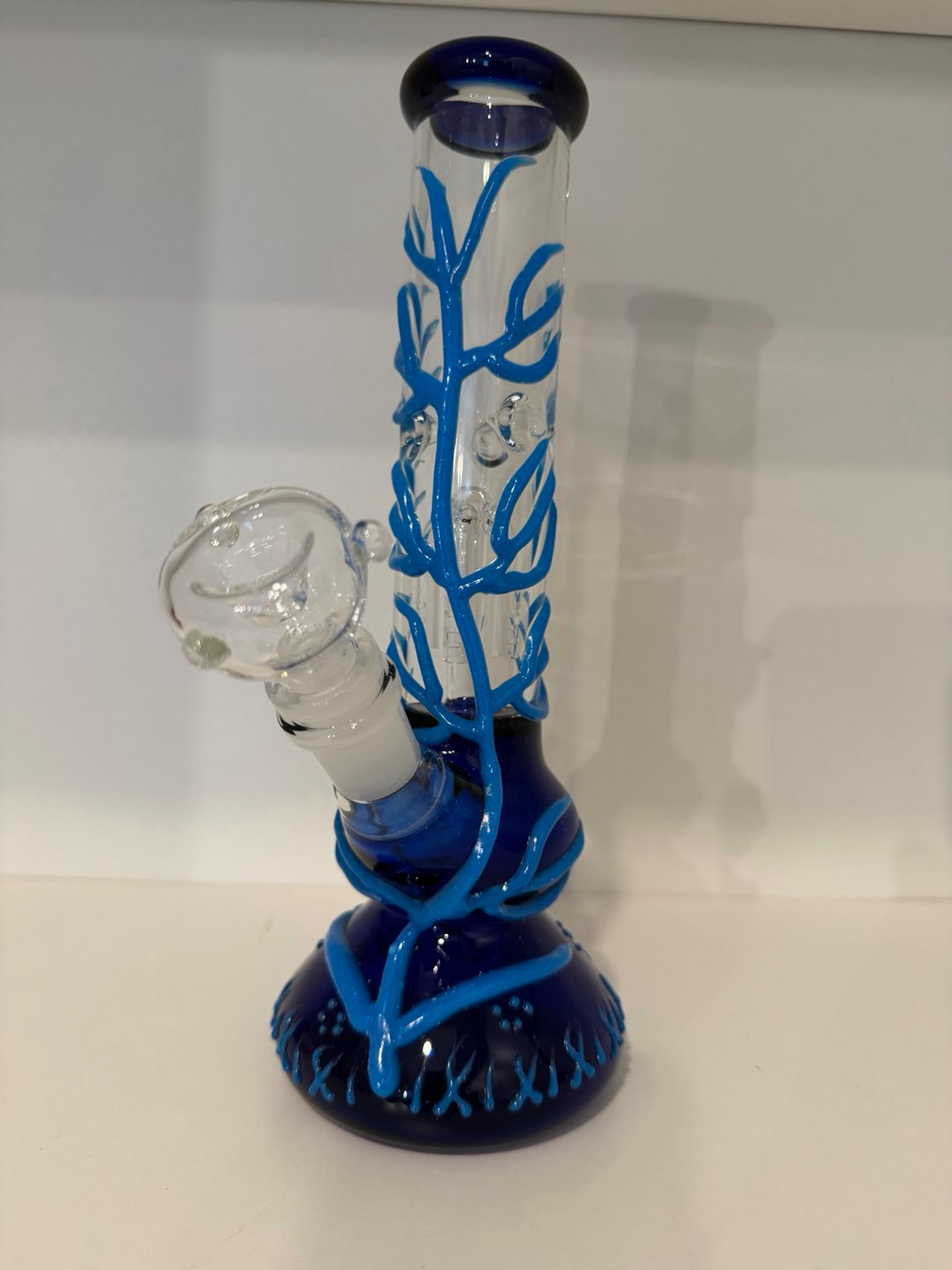glow in the dark bong image 0