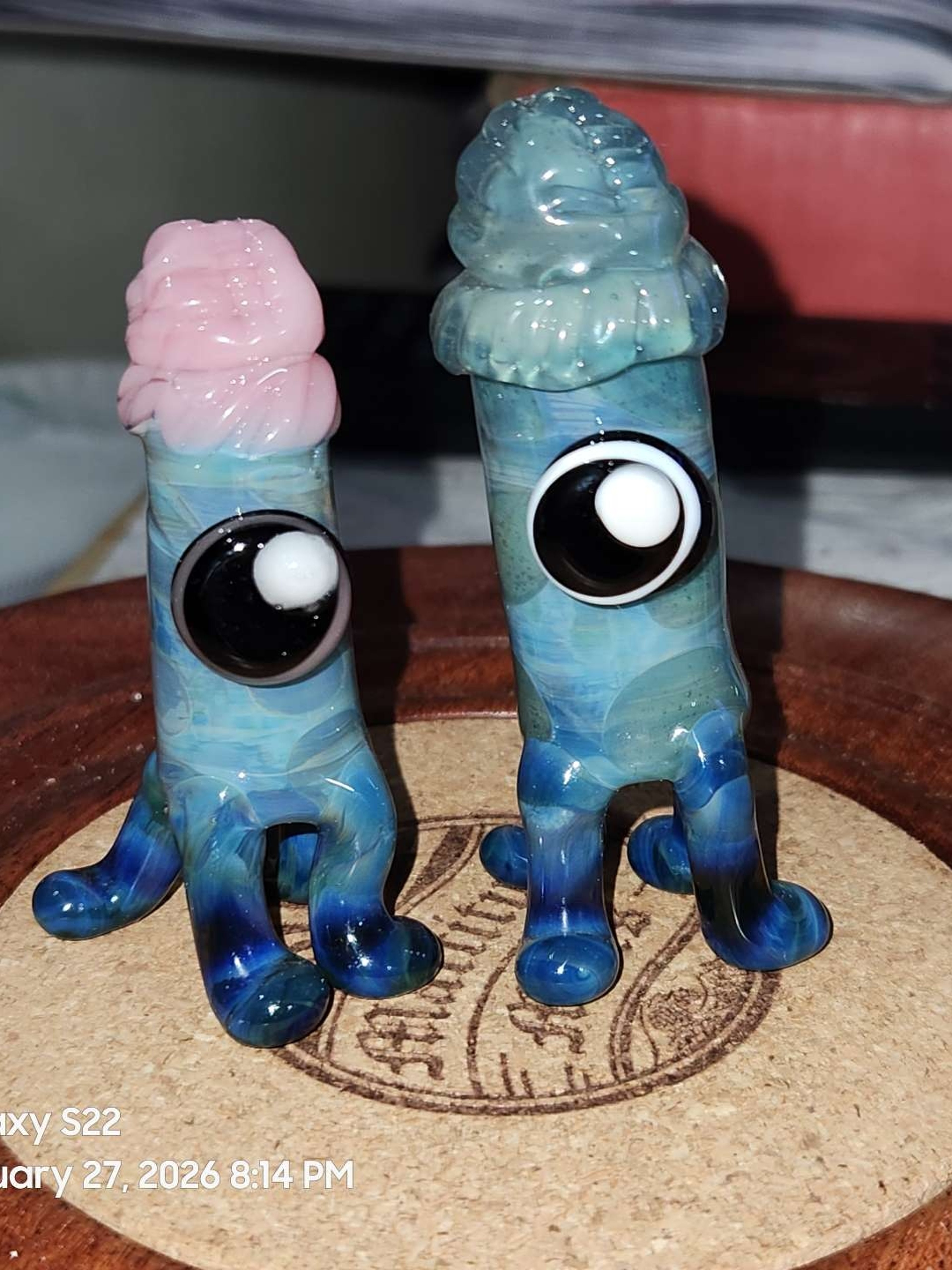 Preview pic of Alien couple pair of sculptures